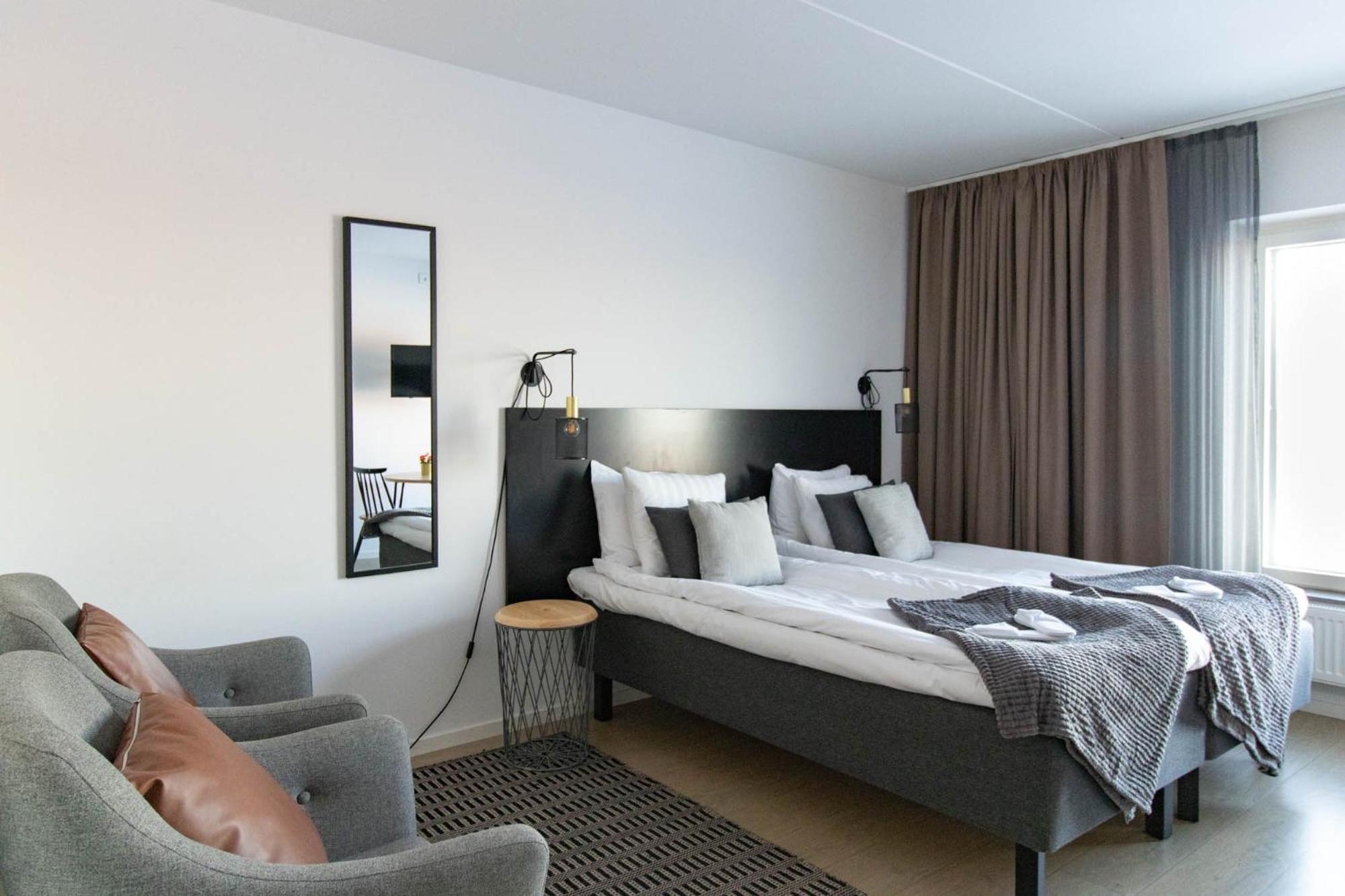 Forenom Hotel Flemingsberg - 10Min From Aelvsjoe Huddinge Dış mekan fotoğraf